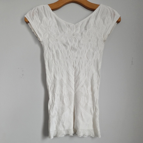 * SOLD Bebe Laser Cut Nylon Top XS/ S - Picture 5 of 5